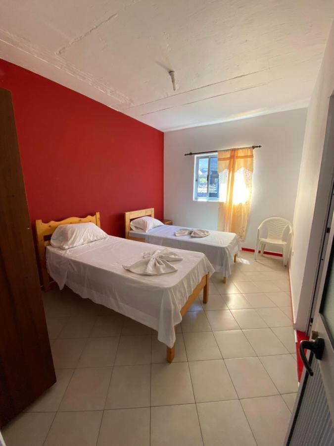 Casa Ze & Sonia Bed & Breakfast Portela ภายนอก รูปภาพ