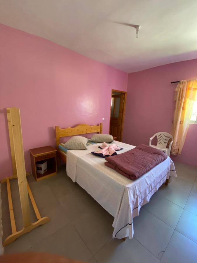 Casa Ze & Sonia Bed & Breakfast Portela ภายนอก รูปภาพ