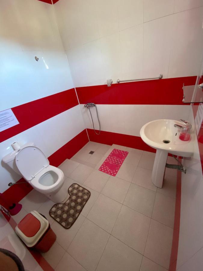 Casa Ze & Sonia Bed & Breakfast Portela ภายนอก รูปภาพ