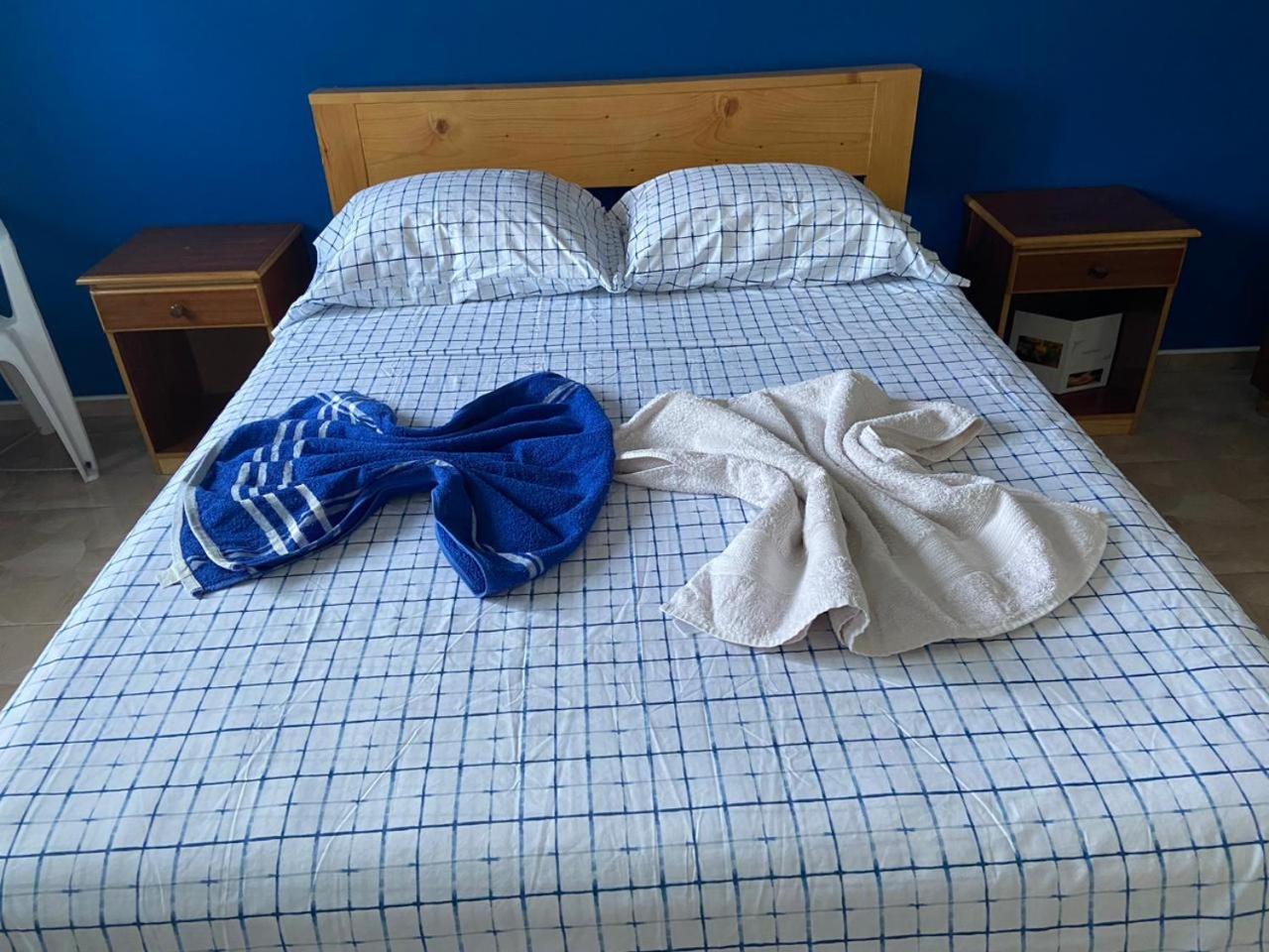 Casa Ze & Sonia Bed & Breakfast Portela ภายนอก รูปภาพ